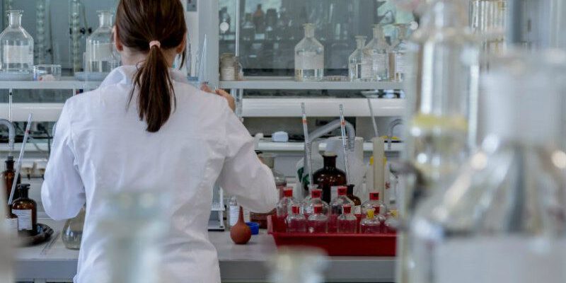 analisis-sangre Analísticas en el embarazo